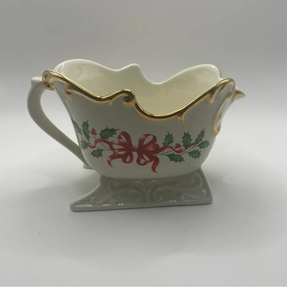 Lenox Holiday Santa Collection Creamer Sleigh Creamer Holly & Ribbons - Picture 2 of 8